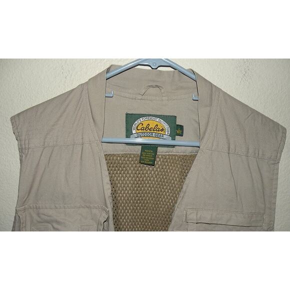 Cabela’s Men’s Large Photography Travel Utility Vest Tan Zipper 12 Pocket Vented - Picture 2 of 3
